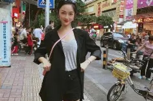 短短不到四十八小时四个大瓜接连曝出本山隐退遗嘱曝光黄晓明白鹭这事太意外